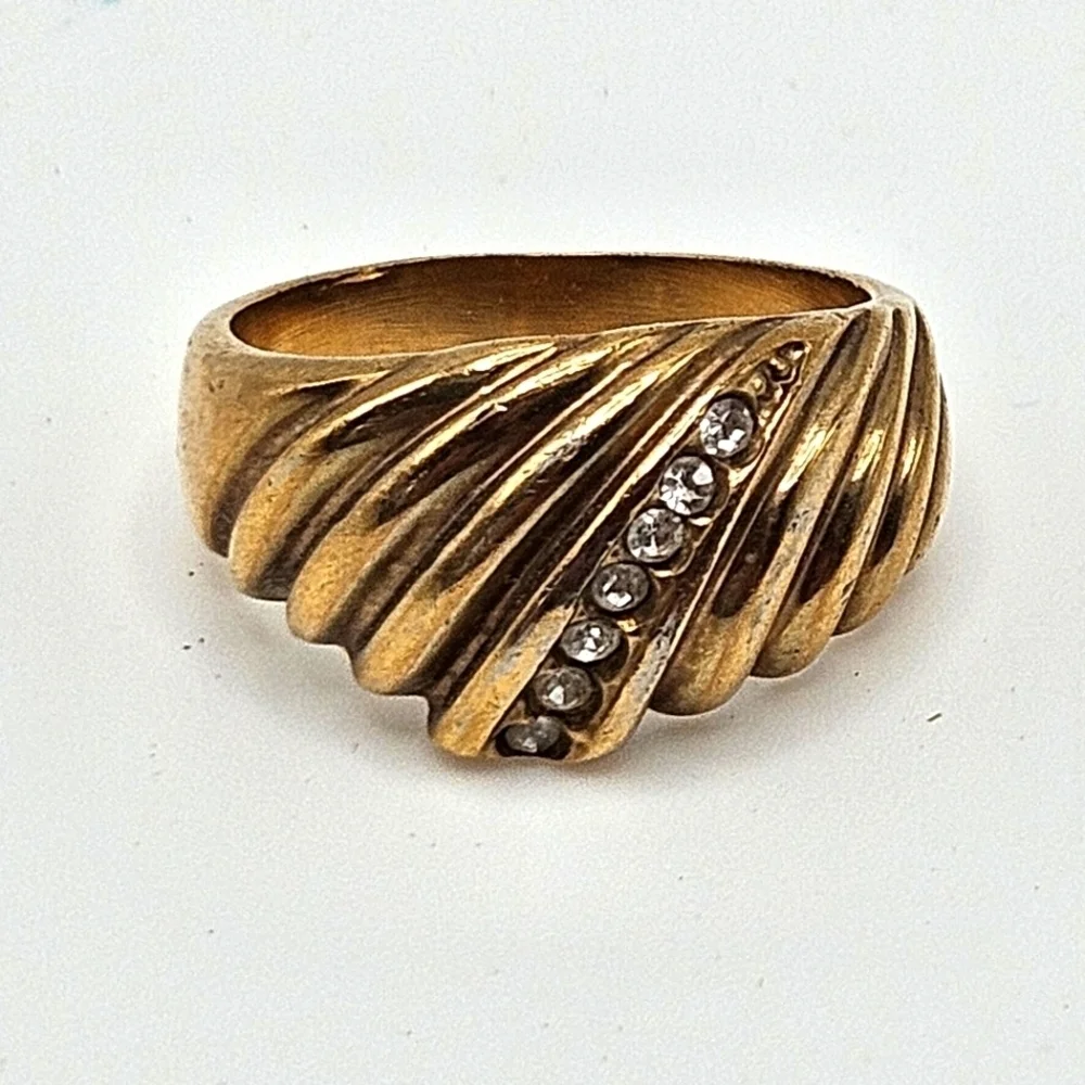 VINTAGE Gold Plated CZ Rhinestone Wave Domed Ring Size 8 Unisex